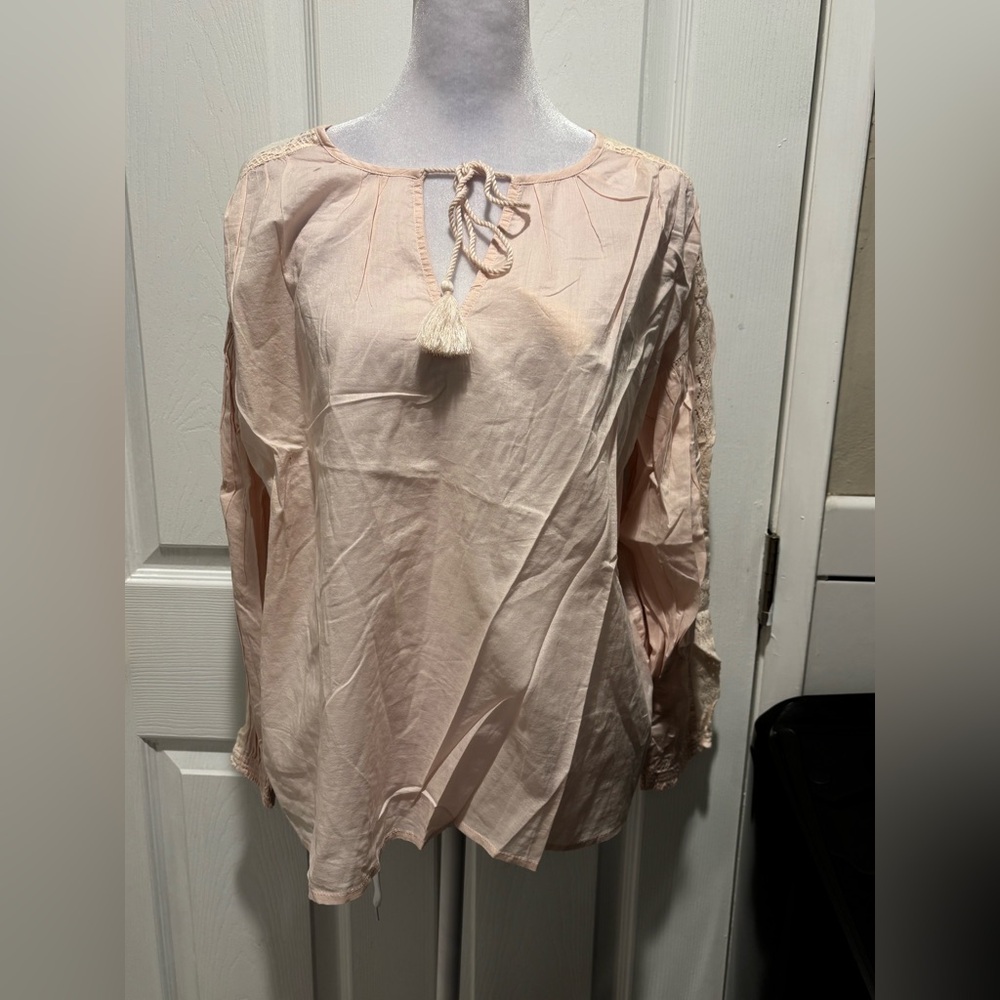 Levi’s Baby Pink Peasant Top Blouse